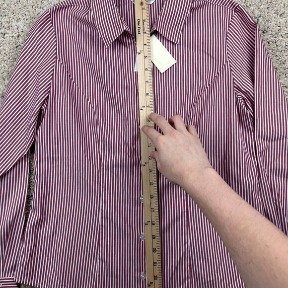 Christopher Banks Small Long Sleeve Button Up Shirt Women's Red Striped White - Picture 5 of 8